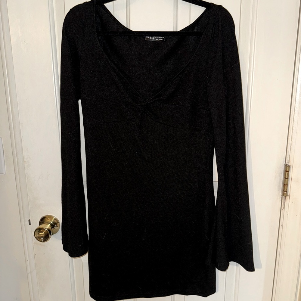 NEW WITHOUT TAGS!!Women’s Black Long Dress Short Dress Sz Large